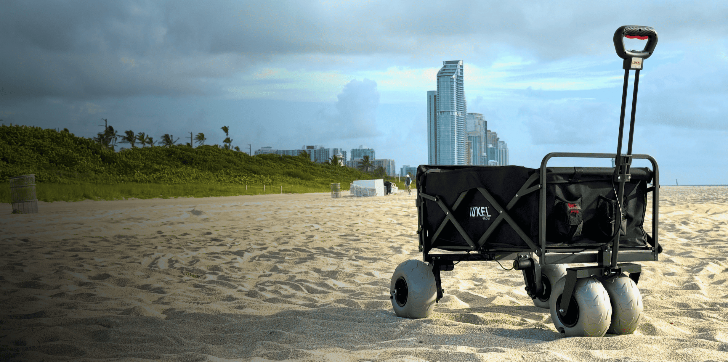 Electric beach cart with wide bubble wheels